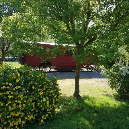 Pres De Sedeilhac Avec Jardin Et Terrasse Holiday home *