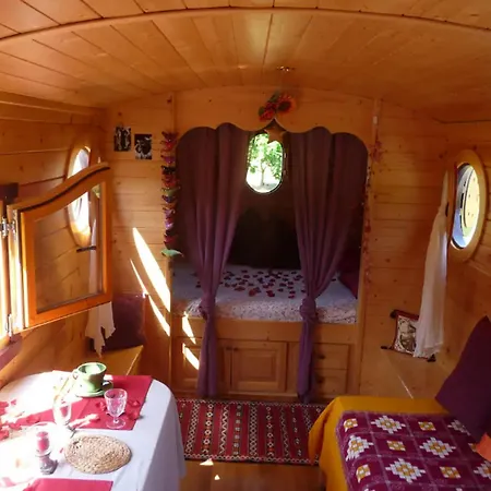 Pres De Sedeilhac Avec Jardin Et Terrasse Semesterbostad *